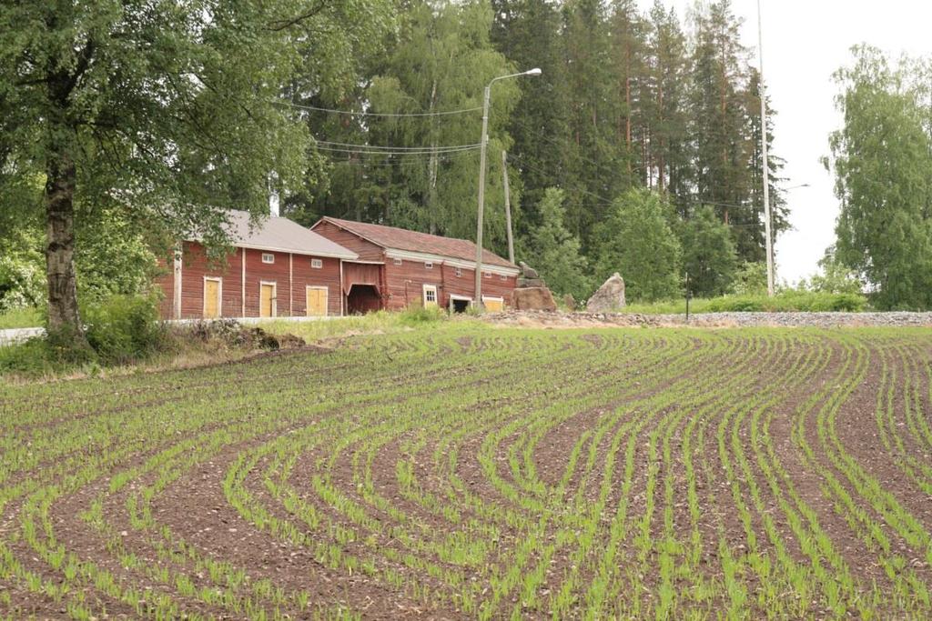 FCG Suunnittelu ja Tekniikka Oy Selostus 8 (78) 3 LÄHTÖTIEDOT 3.1 Selvitys suunnittelualueen oloista in sijoittuva suunnittelualue käsittää Kälviän kirkonkylän lievealueen.