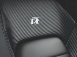 R-Line-logo ja koristesaumaompeleet ovat osa R-Line-pakettia.