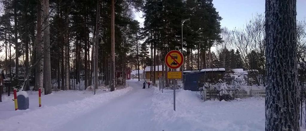 Nämä asemakaavat sijoittuvat kaava-alueen lounaisosaan käsittäen LP-alue varauksen (pysäköintialue) sekä viheralueita. Iisalmen kaupunki omistaa kaava-alueen maapohjan.