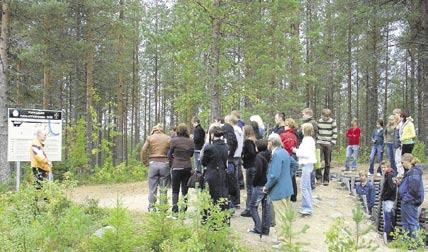 Sukellusveneen-, Peukaloniemen- ja Kotiniemen tukikohdat, sekä Pallonettä Piipun tukikohdat. Rukajärven suunnan suurin taistelu käytiin Tahkokoskella 1944.