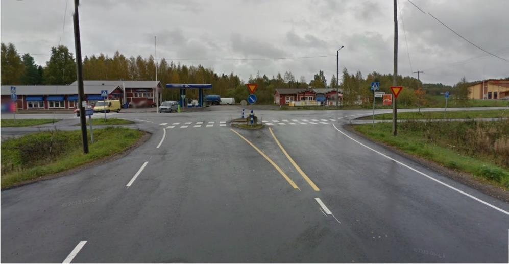 4.1 Karkkilantie Karkkilantie(134) alkaa Läyliäistenraitin(132) risteyksestä ja jatkuu aina Läyliäistentielle asti.