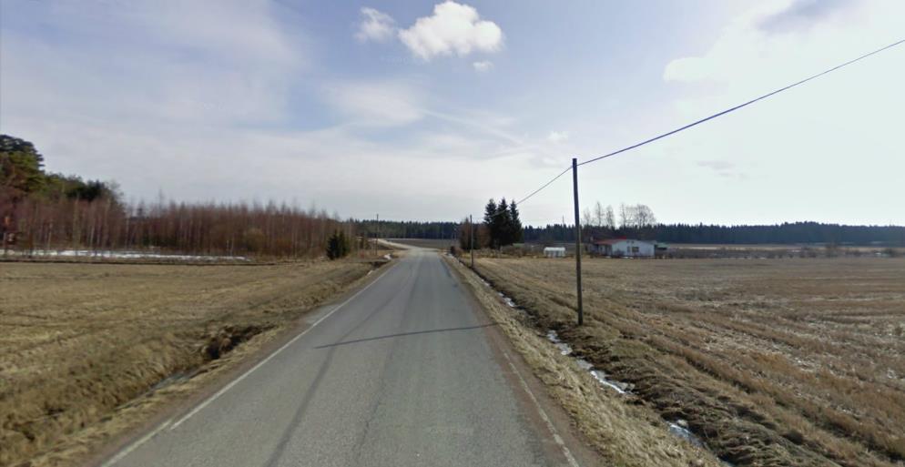 Topenon alueelta lähdettäessä nopeusrajoitus nousee 80 km/h. Tie on 7 metriä leveä, mutta pientareet ovat huonossa kunnossa myös tällä tiellä.