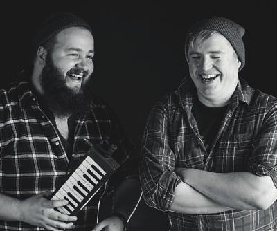 Päätaloviikon kyläpelimannit, Sahan Pojat, on Markus Pätsin ja Samuel Halosen muodostama akustinen duo Oulusta, musisointia kansanmusiikista rokkiin.