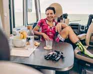 Haastattelussa Sabine Spitz Saksan menestyksekkäin naismaastopyöräilijä»hotelleja olen nähnyt jo aivan tarpeeksi Sunlight I68 -matkailuautossamme rentoudun paremmin kuin yhdessäkään viiden tähden