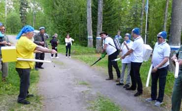 Kokouksen tärkeintä antia olivat jälleen palkitsemiset.