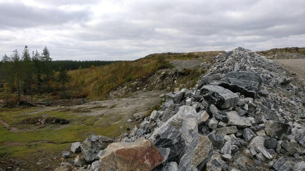 7.4 Pintamaiden läjitysalueet Vaatimukset: Kaivoslaki (621/2011), 15. luku, koskien alueen yleisen turvallisuuden vaatimaa kuntoa toiminnan lopettamisen yhteydessä.