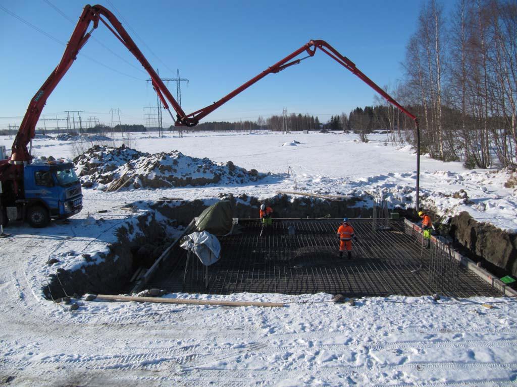 15 Seinäjoki - Tuovila Kapasiteetti Valmis 400 kv yhteys 2011 Siirtoyhteys valmistuu kokonaisuudessaan lokakuun loppuun mennessä