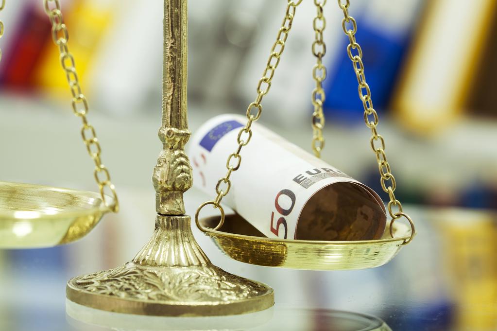 II YLEISTÄ PROVIOPALKASTA JA SEN MÄÄRITELMÄSTÄ Provisio on yksi palkkaustapa, jota ei ole yksiselitteisesti määritelty työsopimuslaissa.