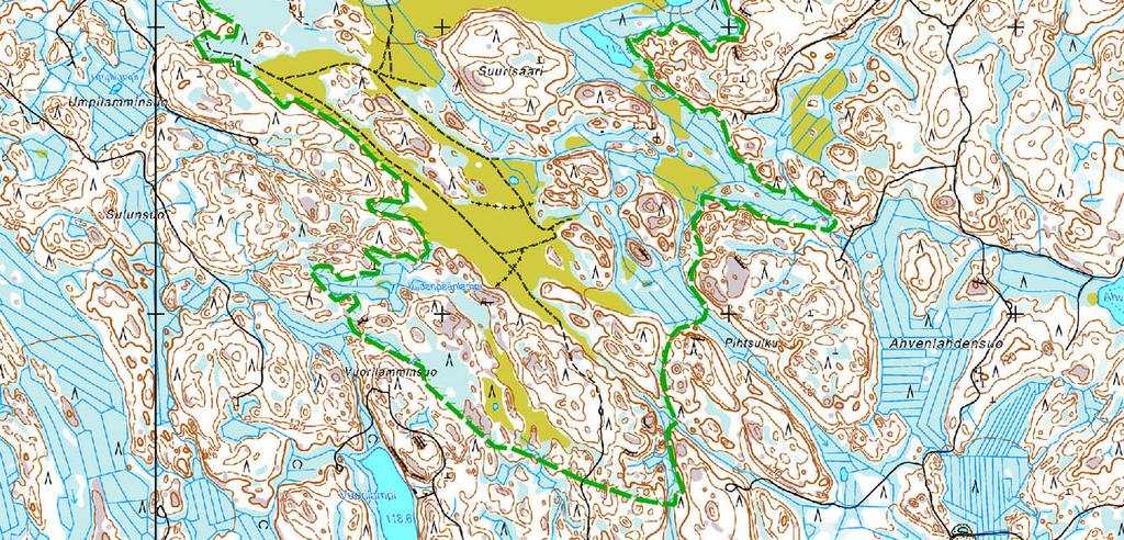 Reunat on suurimmaksi osaksi ojitettu, mutta suon eteläosan osin kallioisten metsäsaarekkeiden rikkoma alue on reunoiltaankin luonnontilainen.