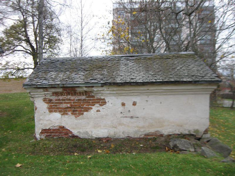 15 / 117 ja hautausmaa,