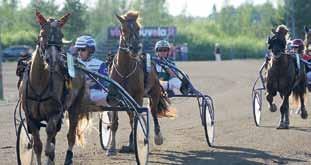 Liikuntaa ja urheilua KooKoo Liigan runkosarja 2017-2018 Lumon Areena, Topinkuja 1, Kouvola www.kookoo.fi la 23.9. klo 18.30 KooKoo Lukko pe 29.9. klo 18.30 KooKoo Ässät to 5.10. klo 18.30 KooKoo TPS la 14.