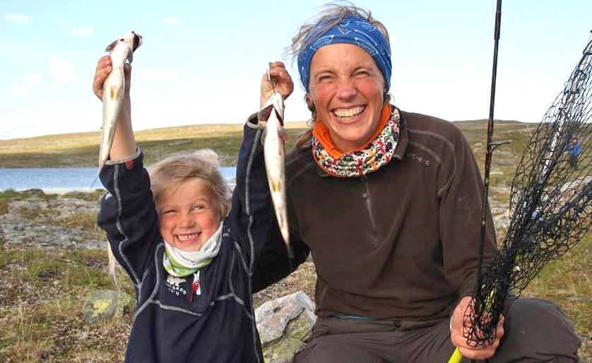 Velkommen til fiske på Finnmarkseiendommen Med fiskekort for Finnmarkseiendommen får du gode muligheter til å fiske etter innlandsfisk i over 60.000 vann i Finnmark.