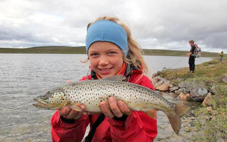 Happy Fishing in Finnmark Estate With a fishing licence for Finnmark Estate, you have access to more than 60,000 lakes for freshwater fishing in Finnmark.