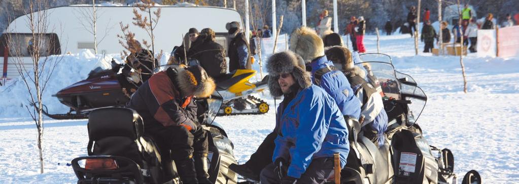 TAPAHTUMAT 4 Pyhä-Luosto Porokilpailut Keväisin Luostolla järjestettävä karvaformuloitten porokilpailut kokoaa porokisaväkeä ja