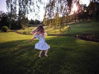 Huoletonta ja helppoa elämää Väinölänrannassa Tästä tarina alkaa. Uudelle Väinölänrannan asuinalueelle ensimmäisenä kohoava maameki on Väinölän Aurinkoranta.