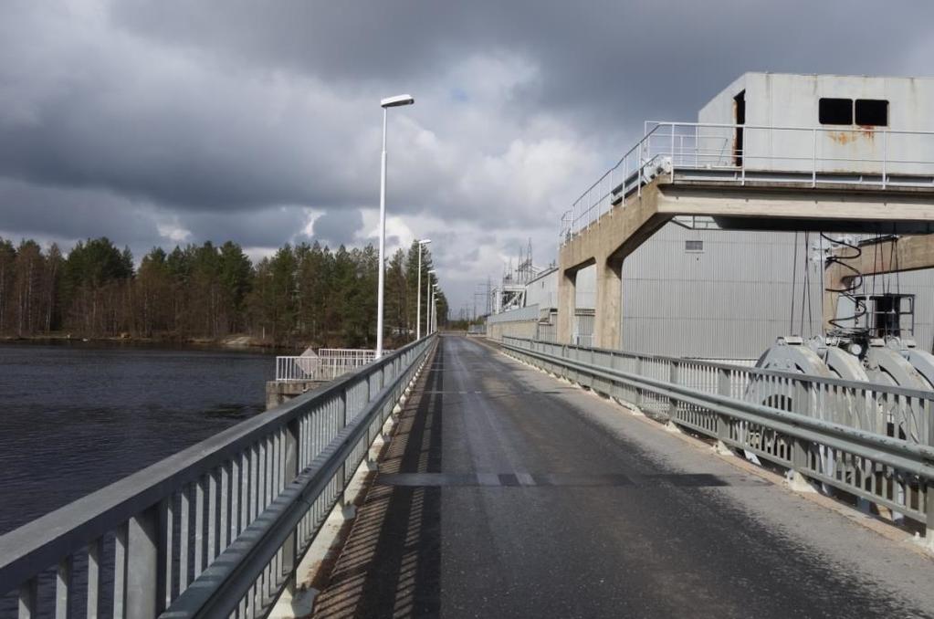 Ympäristövaikutusten arviointiohjelma 63 lusta Säräisniemelle Oulujärven länsirannalle, josta matka kohti Kajaania on jatkunut Oulujärven yli joko vesitse tai jäitse.