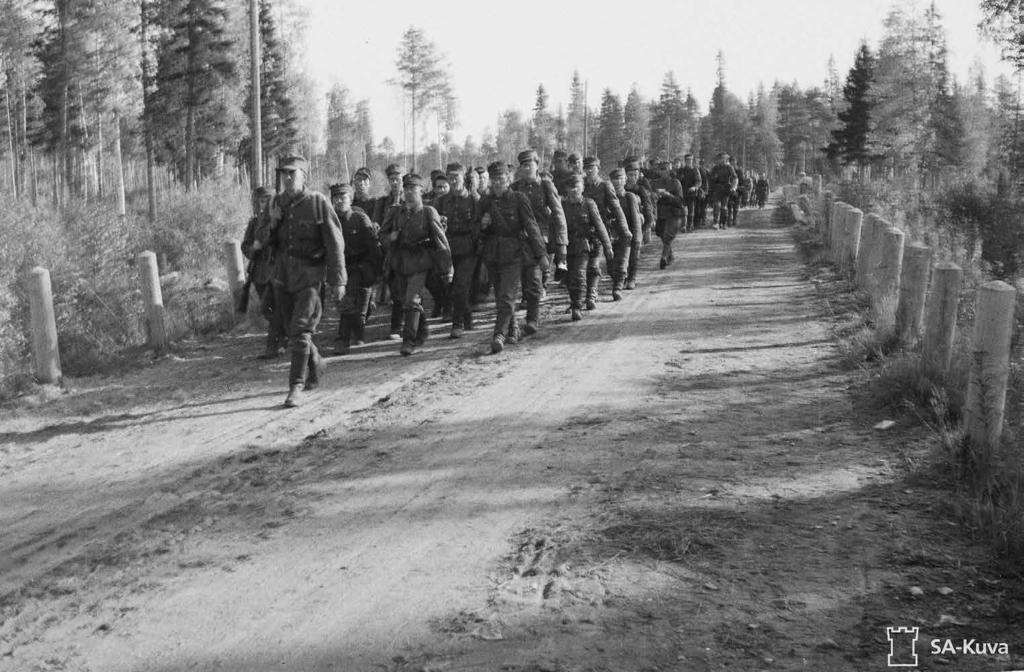 10 KORVEN KAIKU 2017 Suomen monimutkainen tie ehdottomasta antautumisesta itsenäisyyden varmistaneeseen aselepoon kesällä ja syksyllä 1944 T ämä kirjoitus on tarpeellinen siksi, että vieläkin