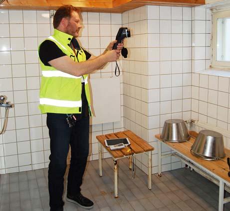 Harri on Katarinan tavoin vuosikymmenet tehnyt töitä rakennusvauriotutkimusten sekä valvontojen parissa, viimeksi ennen Reimille siirtymistään Deleten palveluksessa.