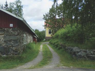 Kasvi- ja eläinlajit sekä luonnon monimuotoisuus Luonnonvarat Pohjavedet Natura-alueet VAIKUTUKSET ELINKEINOELÄMÄÄN Yritysten toimintaedellytykset (sisältää maatilayritykset) Työllisyys Kaupalliset