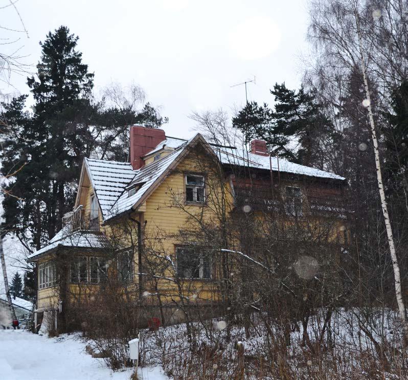8 tyistä paikallishistoriallista merkitystä.