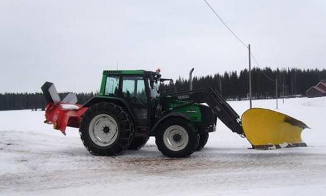 Hämäläisen ja Rahjan (2012, 57) mukaan metsäteiden talvihoitotoimenpiteitä ovat seuraavat: auraus ja linkous lumipolanteiden poisto ja liukkauden torjunta muu talvihoito.