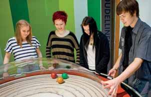 fi Explore the forest at the Science Center! See the forest for the trees Näe metsä puilta Come experience the forest with all your senses and learn what it means to us!
