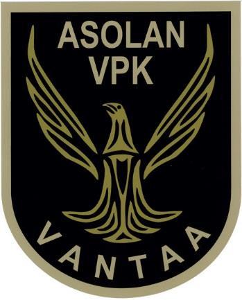 VALOKUVAT: Etukannen kuva: Markku Savolainen Palokunnan kunniapäällikkö Juhani Streng ja järjestöosaston johtaja Reijo Pekanpalo valmiina esittelemään palokunnan toimintaa Leinelän kyläjuhlassa 1.9.