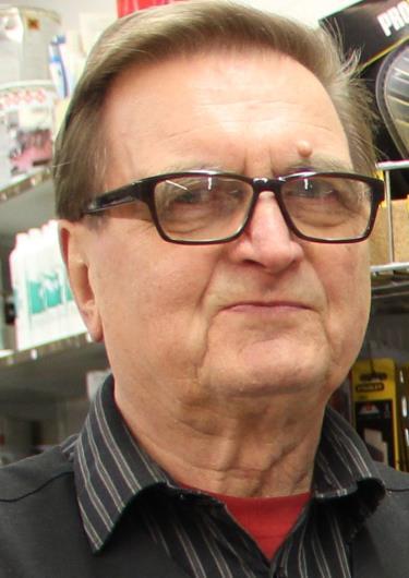 6 Muistokirjoitus Arvostettu Leijonaveljemme Pertti Verner Isopahkala menehtyi 30.7.2017. Pertti oli syntynyt 15.10.1932 ja hän oli Karjalan poikia Pyhäjärveltä.