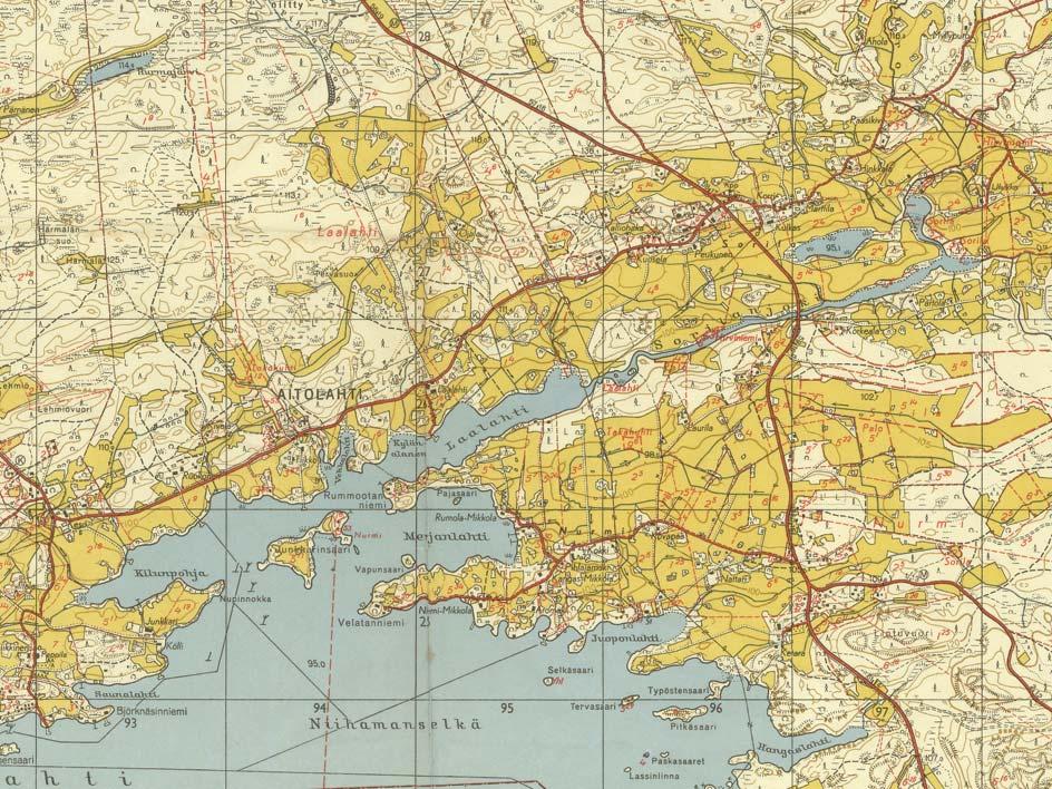 12 Peruskartta v. 1953 Alkuperäiset 360 pitäjittäin laadittua karttarullaa on 1950-luvun alussa leikattu yleislehtijaon ruutujen mukaisiin 5116 karttalehteen.