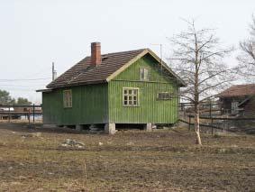 Päärakennuksen rakennusvuosi on tuntematon, mutta v. 1862 lähtien se on toiminut kestikievarina.