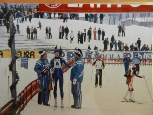 Timo Timppa Lehtimäki 7.5.1961 Tuloksellisesti ehkä ampumahiihdon MM-kisojen normaalimatkan 10. sija nuorten sarjassa v. 1981. Kilpailin tuolloin toipilaana flunssasta.