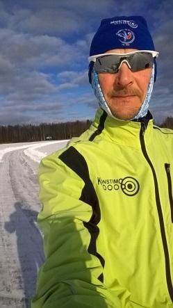 Menestystä on myös suunnistuksesta mm. SM- hopeaa yösuunnistuksesta nuorten sarjassa. Jonkinlainen saavutus on myös noin 30 Jukolan viestin osuutta. Ensimmäinen Jukolani oli v. 1978.
