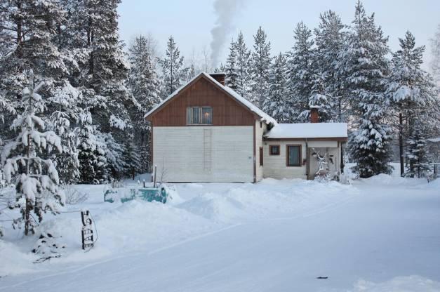 Seitap Oy Kolari 3 3. LÄHTÖKOHDAT 3.1 Luonnonympäristö Asemakaavan laatimisen yhteydessä ei ole laadittu erillistä luonto- ja maisemaselvitystä.