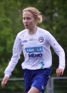 Tuuli Enkkilä 1-0; 21. Tuuli Enkkilä (Oona Lahtinen) 1-1; 24. 2-1; 45. Oona Lahtinen 2-2; 53. Ensimmäiset kymmenen minuuttia enteilivät painajaismaista iltaa valkopaidoille.