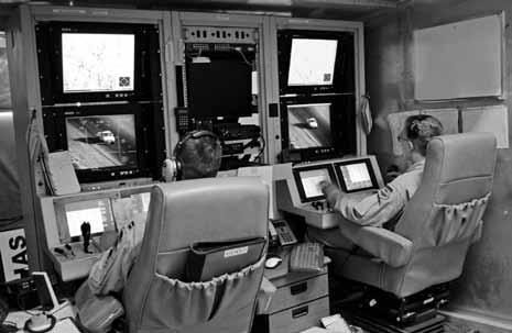 Predator MQ-1B ohjausasema Heronin merikonttiin sijoitettu ohjausasema on DGPS eli differentiaalinen GPS.