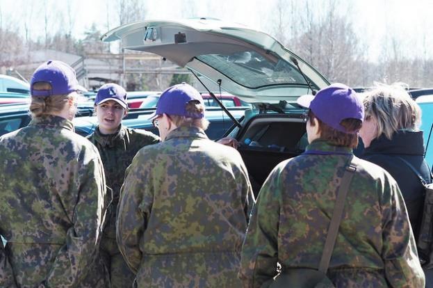 Yhteiskuljetukset harjoitukseen Naisten Valmiusliiton alueneuvottelukunnat järjestävät yhteiskuljetuksia harjoitukseen eri puolelta Suomea.