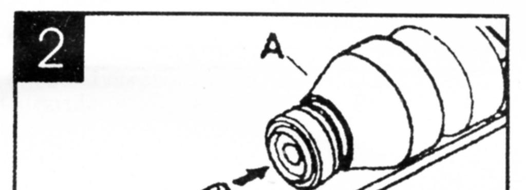 3. YLEISKUVAUS (Kuva 1.) 1. Terä 2. Pölynsuojus (ei kaikissa malleissa) 3. Lukkoholkki 4. Porauksen valintakytkin 5. Käyttökytkin 6. Takakahva 7. Liitäntäjohto 8. Iskutoiminnon valintakytkin 9.