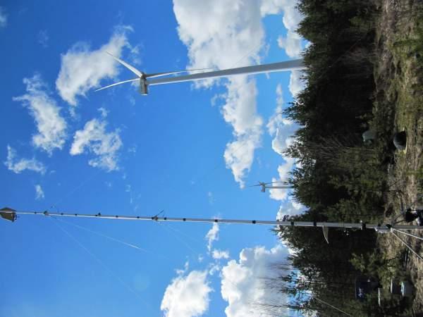 2 METODI Mittauspaikkoja valittaessa ensisijaisina mittauskohteina pidettiin tuulivoimatuotantoalueita, joissa turbiinit ovat teholtaan suuria, yli 3 MW.