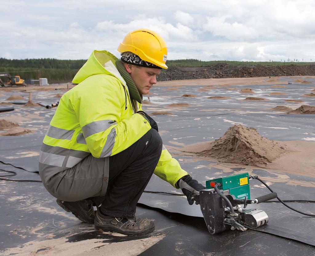 Talvivaarassaa ei tingitä laadunvalvonnasta Sotkamon Talvivaarassa sijaitseva kaivos on tuottanut vuodesta 2009 alkaen etupäässä nikkeliä, jonka vuotuiset tuotantomäärät ovat noin 50 000 tonnia.