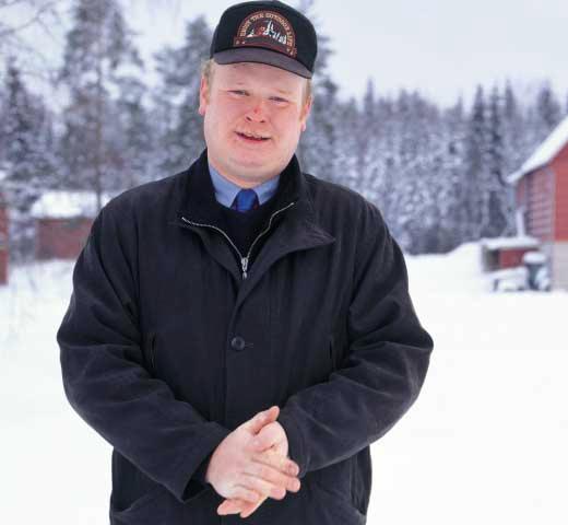 Ma - Meillä on kalkittu peltoja niin kauan kuin muistan, sanoo maanviljelijä, agrologi Marko Nummela, joka viljelee kotitilaansa Koskella Tl. - Kalkituksella on satoa nostava vaikutus.