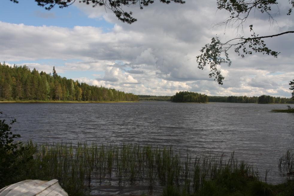 Kaivosalueen tuntumassa, nykyisen kaivospiirin rajasta noin 500 metrin päässä sijaitsee Palovaaran pohjavesialue, joka on osoitettu luokkaan muu pohjavesialue