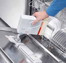 AutoOpen-kuivaus myös lyhentää ohjelman kestoa ja laskee energiankulutusta huomattavasti Tehokasta astioiden pesua Kun astioita pestään