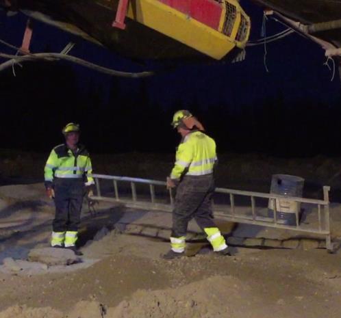 Tikkaiden käyttö työmaalla Tikkaita saa käyttää tilapäisenä kulkutienä, jolloin niiden on ulotuttava 50cm noustavan tason yläpuolelle.