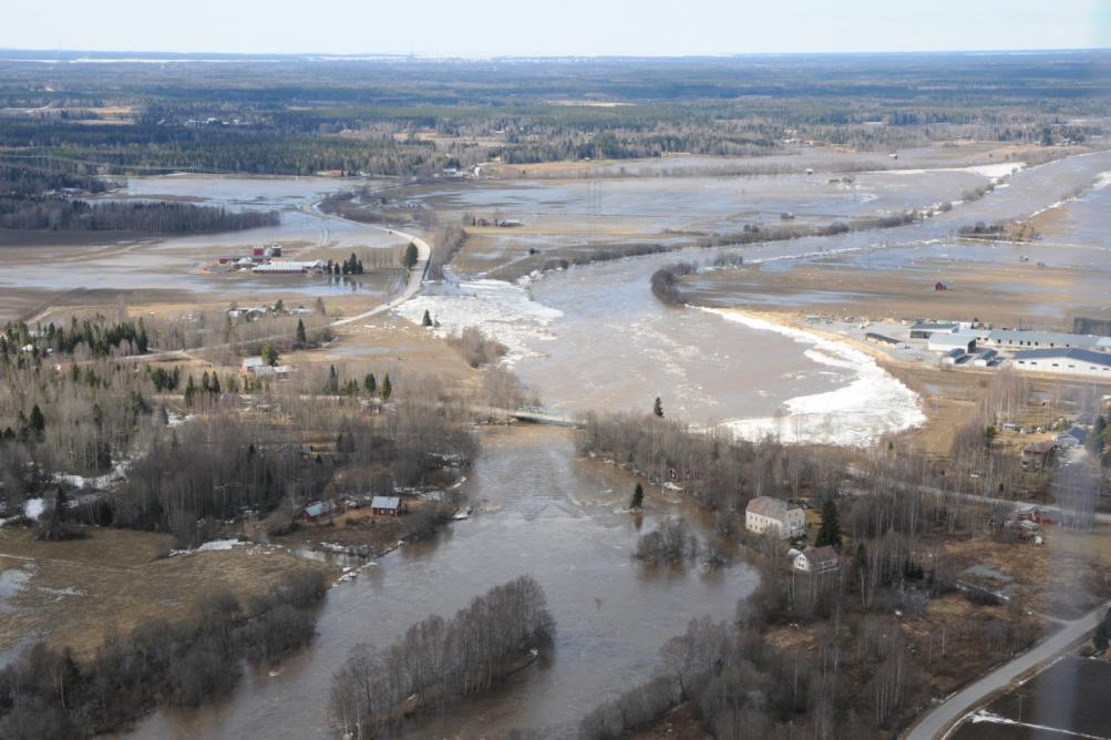 Tulvariskikartoitusraportti Liite 6 Tulvariskikartoitus Kyrönjoen vesistöalueella välillä