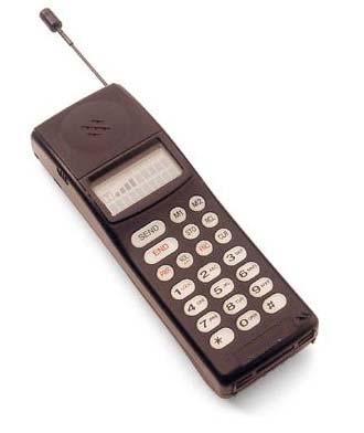 7.22 Sovelluksia? mobiili Web ja pienlaitteet Erilaiset mobiilipalvelut ovat tärkeä Web-sovellusten "erikoistapaus" (XHTML vs.