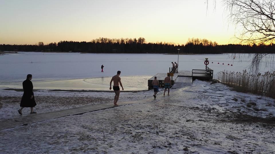 Pointer järjestää vuosittain UCPorin opiskelijoille lajikokeiluja. Vuonna 2016 Pointer järjesti avantouinnin Luvian Laitakarissa, jossa oli mahdollisuus avannon lisäksi savusaunaan ja paljuun.