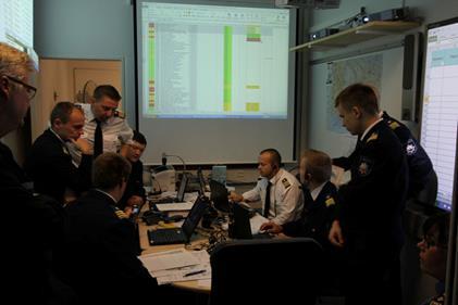 operatiivisen toiminnan kehittämistä sekä tuottaa yhteiskuntaan tietoa