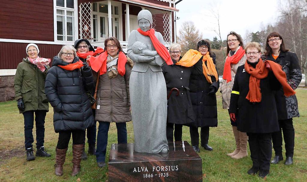 Kätilö ja naisasianainen Alva Forsius Alva Forsius (1866 1935) oli päämäärätietoinen nainen. Hänellä oli tavoite ja tahtoa sekä kykyä ja vahvaa sydämenpaloa asiansa eteenpäin viemiseksi.