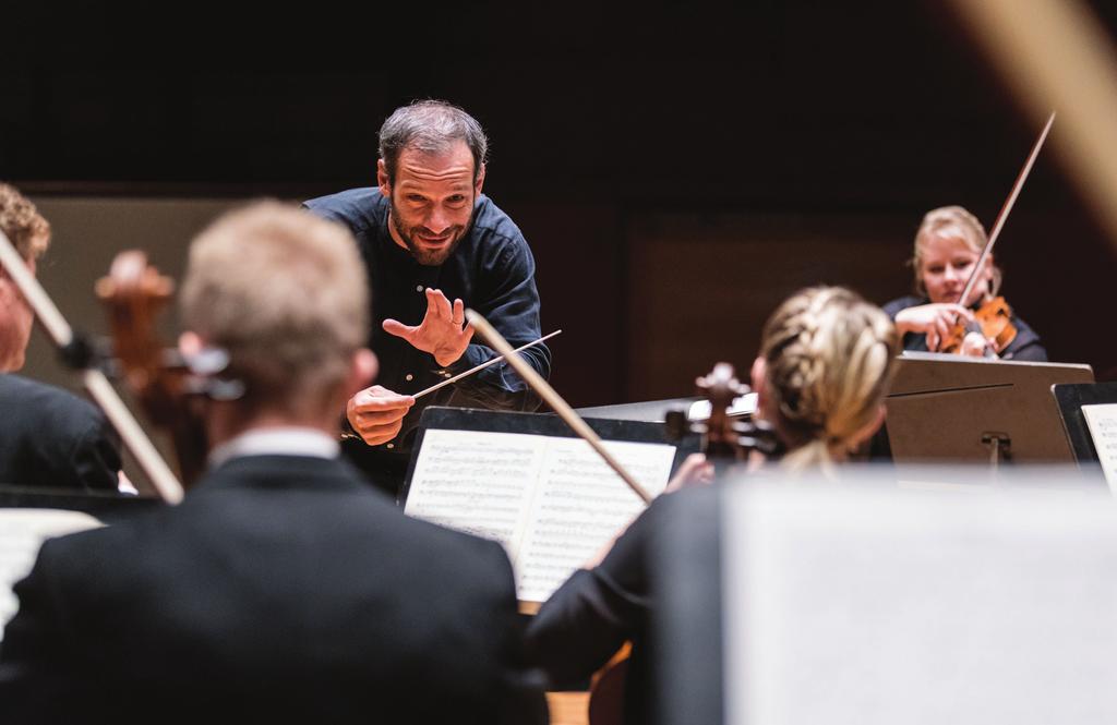 Ranta, piano Sibeliuksen yksinlauluja Klo 17 Sibeliustalo SINFONIAKONSERTTI Sinfonia Lahti Dima