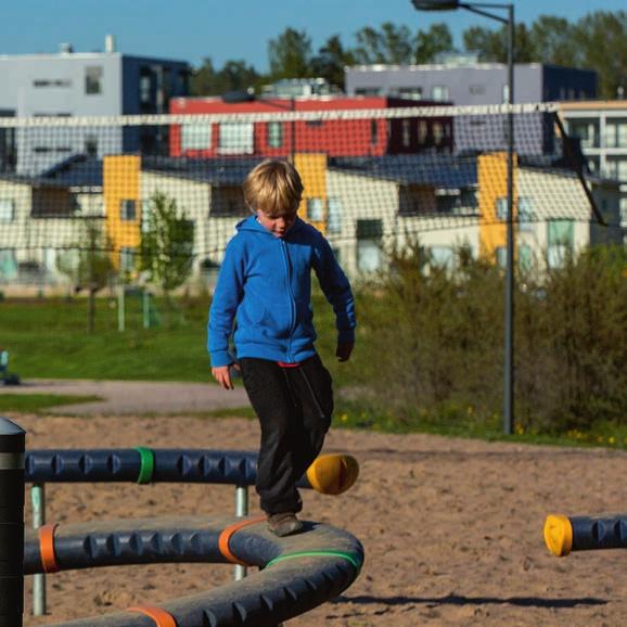 TEHOKKAAMPAA ENERGIANKÄYTTÖÄ Uudenlaisten energian hyötykäyttökohteiden ja energiamuotojen löytäminen on yhteiskuntamme suurimpia haasteita ja mahdollisuuksia.